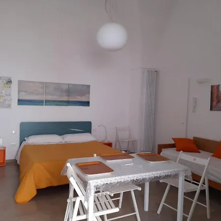 Angolo Manzoni 14 Apartment *