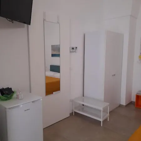 Angolo Manzoni 14 Apartment *