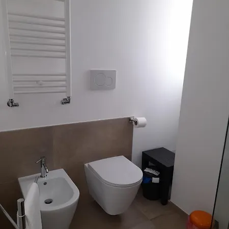 Angolo Manzoni 14 Apartment
